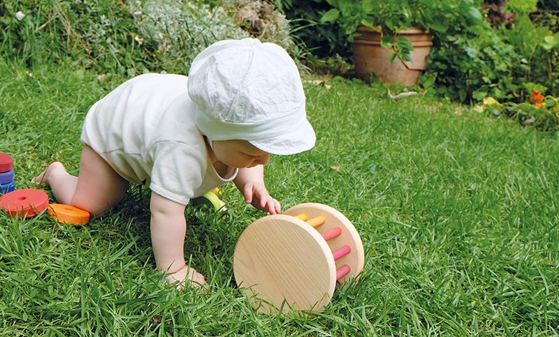 Best Non-Electronic Toys for Road Trips | Keeping Kids Busy without Ipads