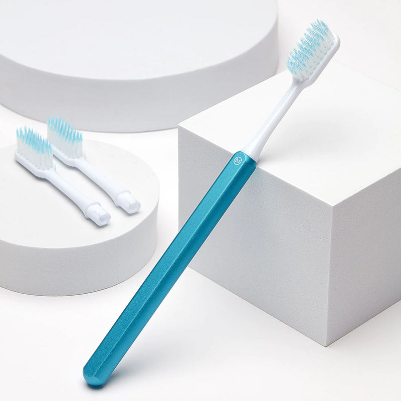 Nada - Aluminum Toothbrush (Removable Brush Head)